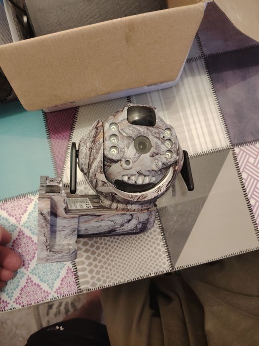 Vând sau schimb Camera rotativa 4g