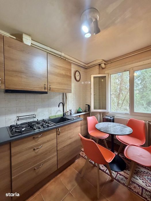 Apartament 3 camere, etaj 1, mobilat, zona Olimpia-Stadion