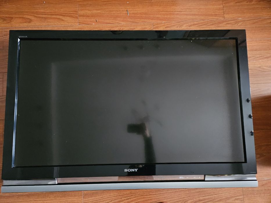 Телевизор SONY в отличном состоянии
