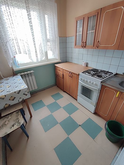 Продам 2-комн (4-27, 3 эт)