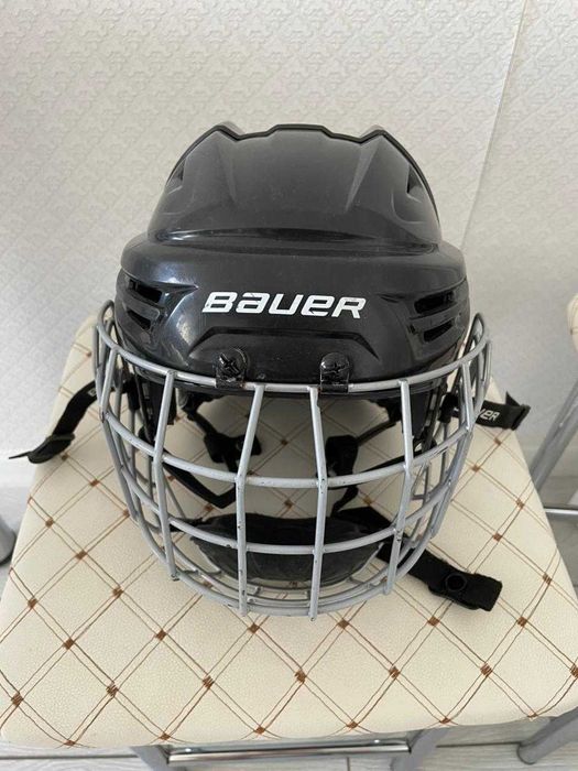 Хоккейный шлем BAUER