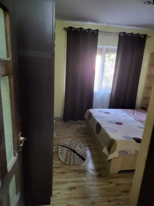 Apartament de închiriat