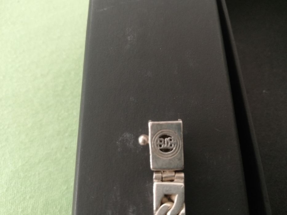 Сребро, гривна и ланец