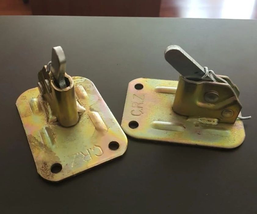 Зажим чирозы для опалубки