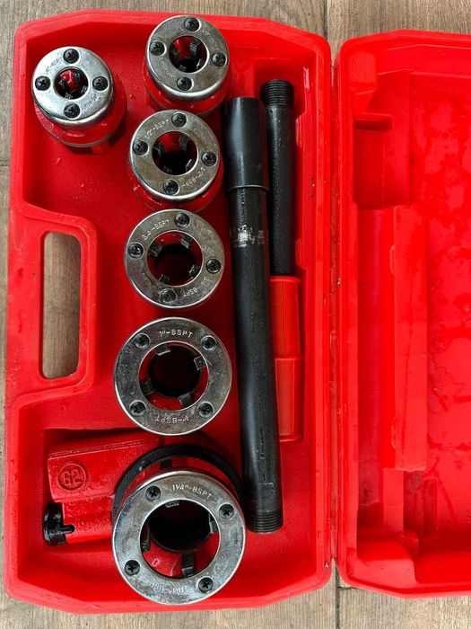 Trusa clupa manuala de filetat