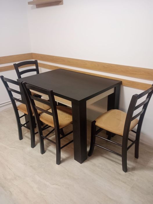 Set 4 scaune+masa