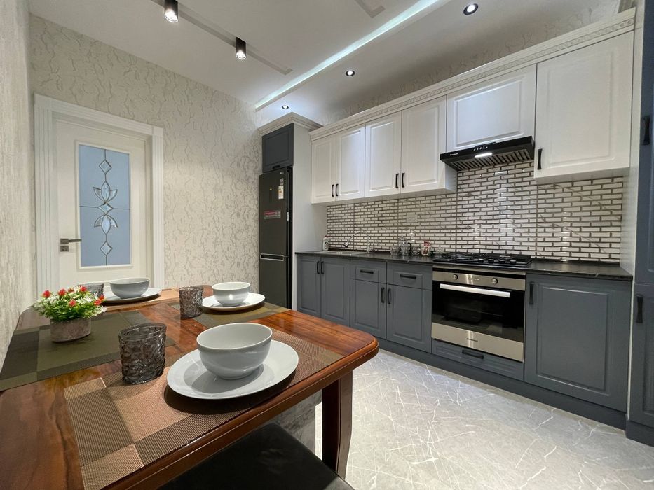 Сдается 2х комнатная Посуточно в центре