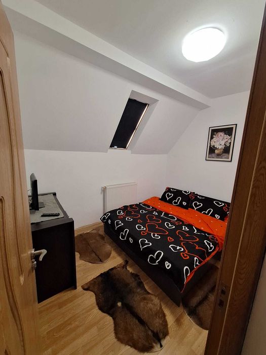Apartament 2 camere semi-decomandat cu design modern si primitor situat in Zona Girocului