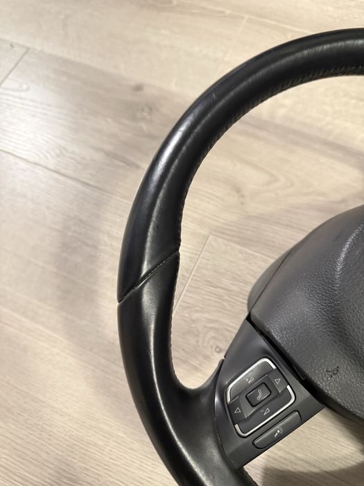 Волан  VW Golf 6 Passat B7 Голф 6 Пасат Б7 Tiguan Тигуан