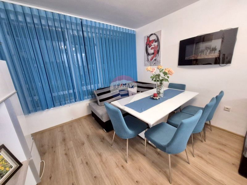 Продава се Двустаен апартамент в Варна, Възраждане 1 - 73 кв.м за 1172 €/кв.м - Снимка #4