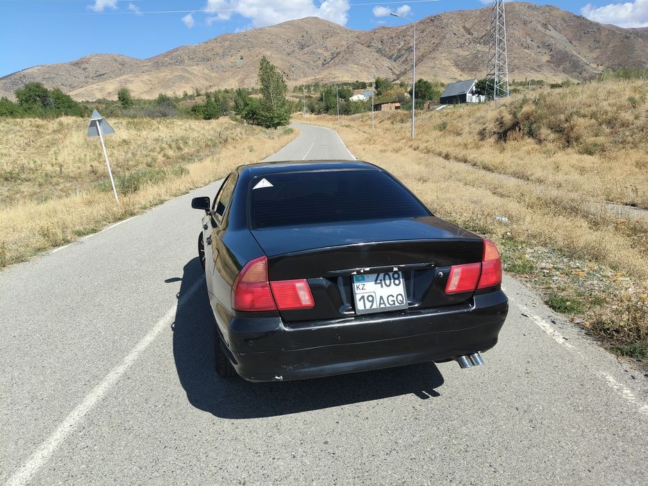 Продам Mitsubishi diamante