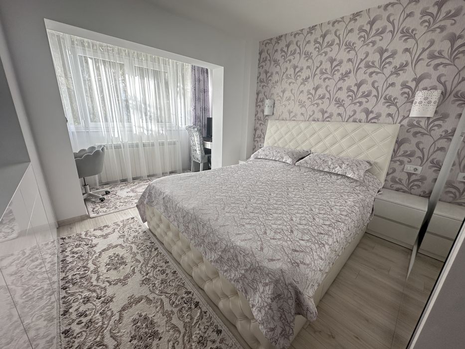 Apartament 3 camere etaj intermediar zona Obcini