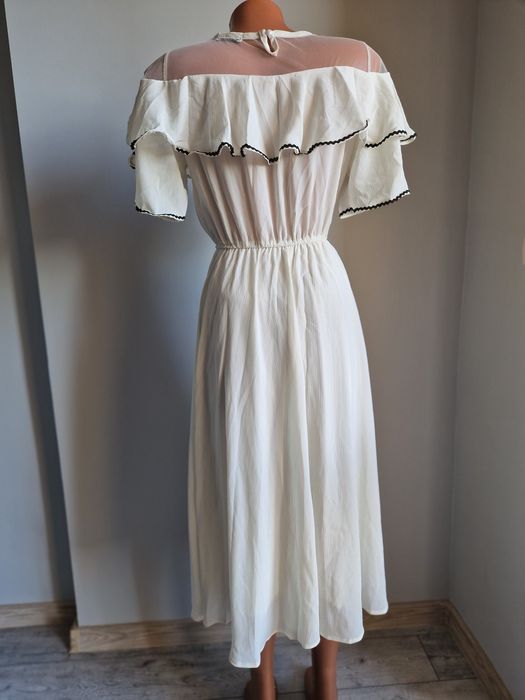 Дамски рокли размер S