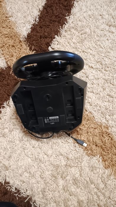 Vând volan pxn v9 550 lei