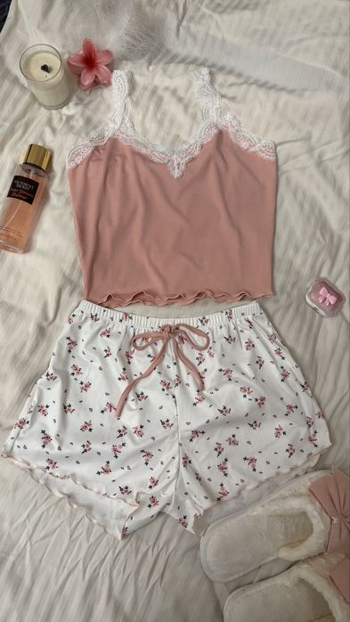 Пижамки Женские