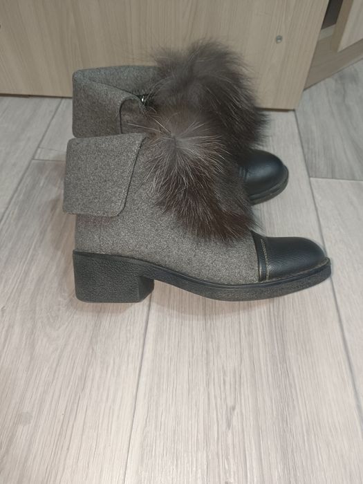 Срочно продам  размер 36