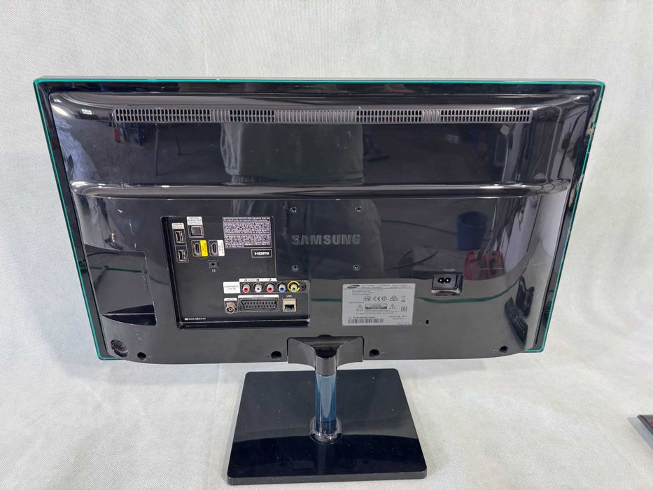 Телевизор - Samsung smart / 27 inch / А19