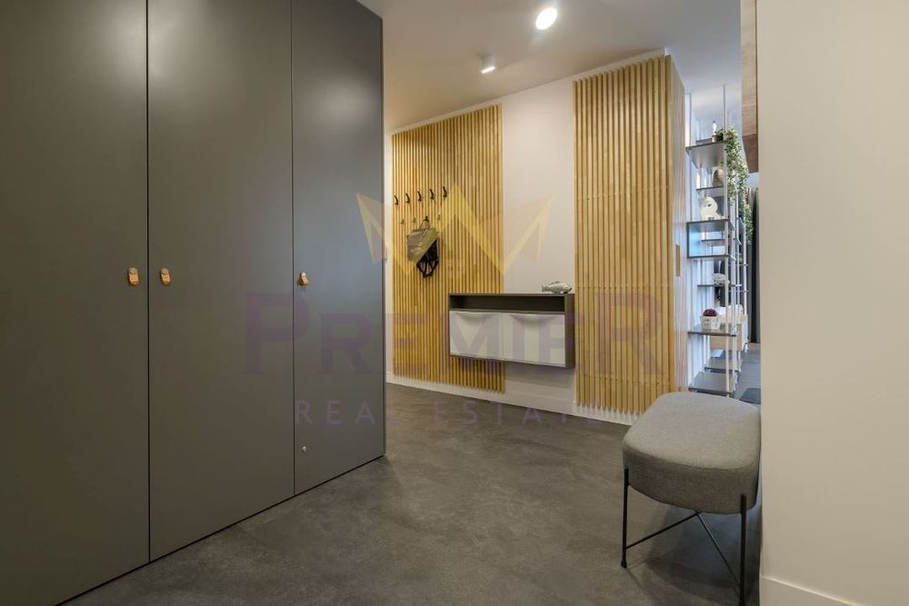 Продава се Тристаен апартамент в Варна, Бриз - 102 кв.м за 1495 €/кв.м - Снимка #7