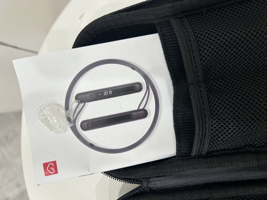 Продам умную скакалку Xiaomi.