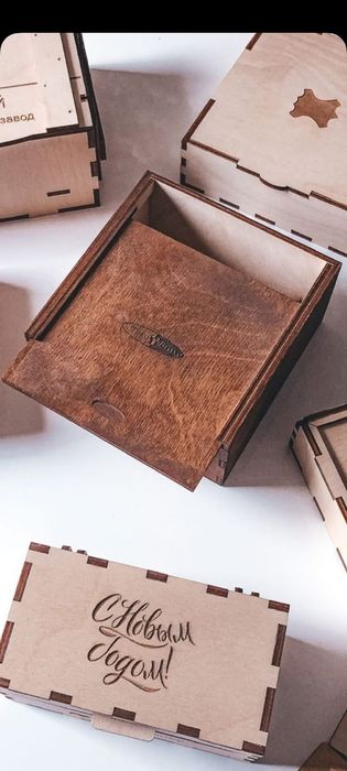 Подарочные деревянные коробки