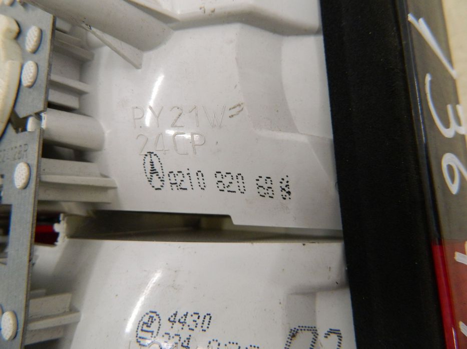 Stop dreapta pe aripa / Caroserie, Mercedes E-Class Kombi, 1996, 1997, 1998, 1999, 2000, 2001, A2108206864