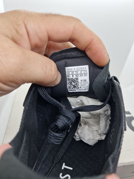 Adidas Avryn Boost ID9423 nr. 41 1/3,44,46