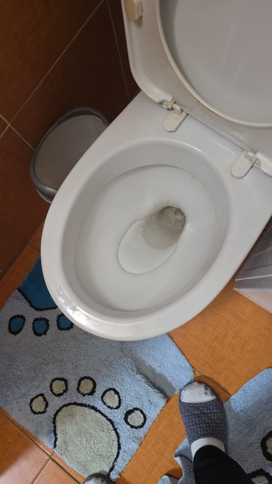 Мебель.двери.прихожка.унитаз