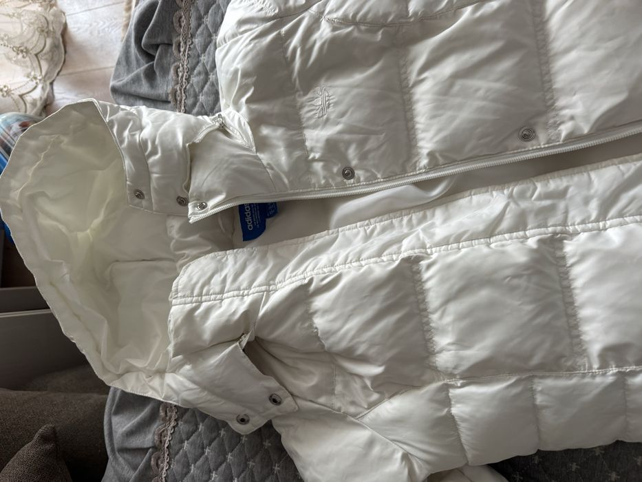 Куртка белая Адидас