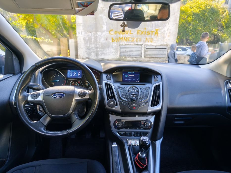 FORD Focus 2013 — imagine 5