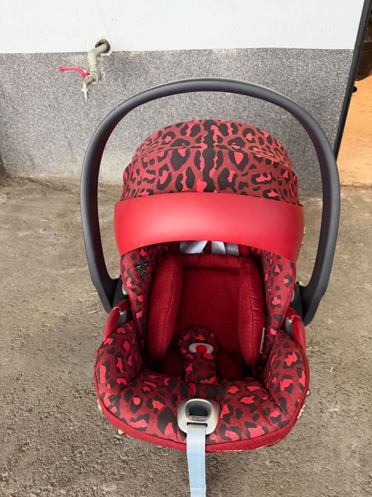 Пълен сет Cybex Priam 4 Rockstar Gold