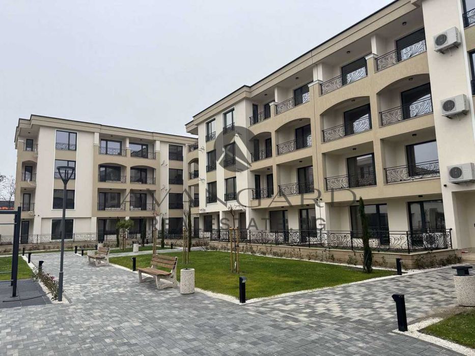 Продава се Двустаен апартамент в Пловдив, Кършияка - 74 кв.м за 1041 €/кв.м - Снимка #12