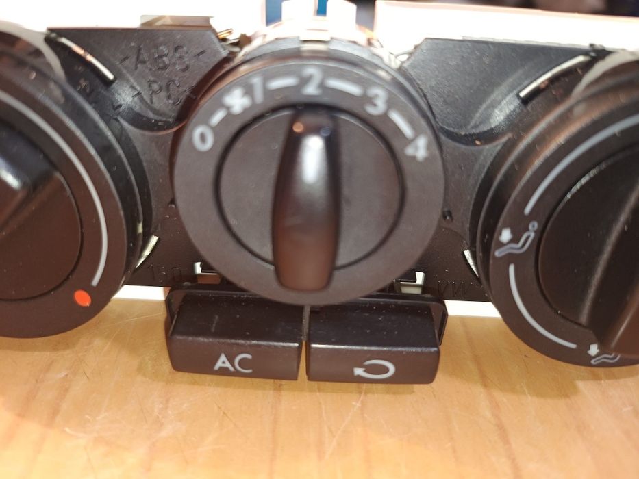 Panou aer conditionat g4