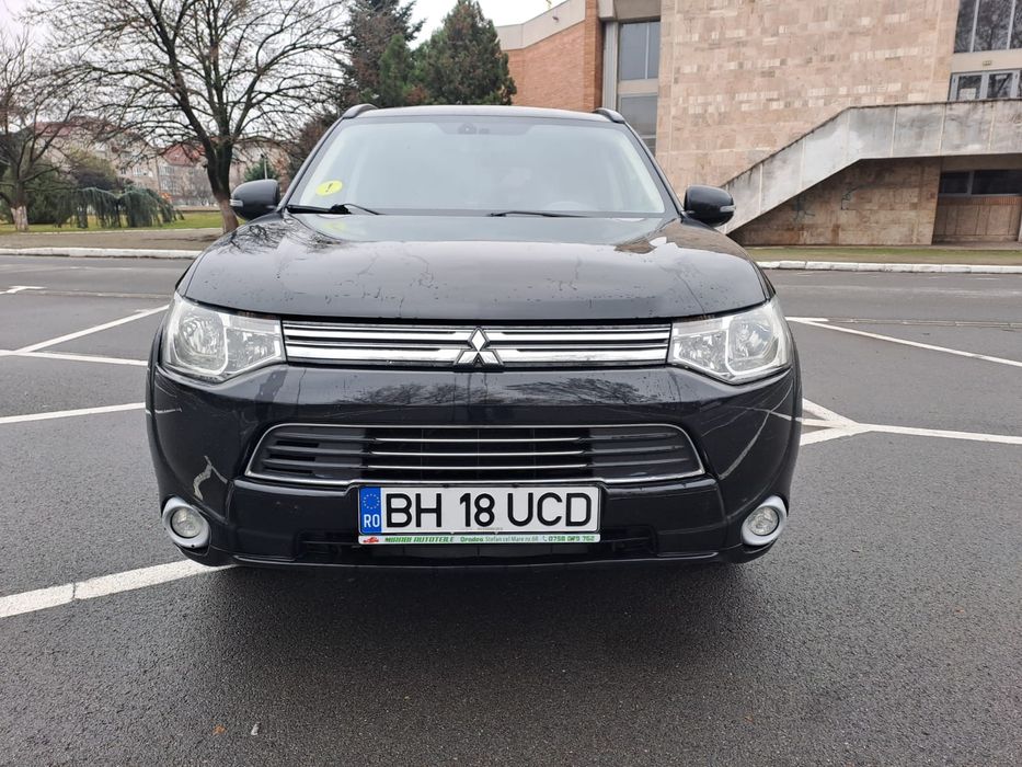Vand Mitsubishi Outlander 4x4