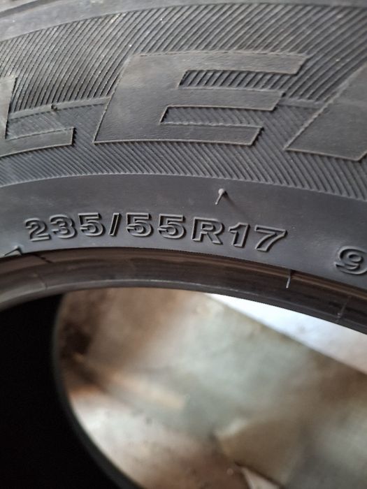 4 Cauciucuri mărimea 235/55 R17