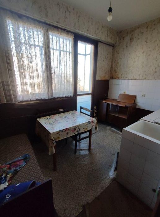 Продава се Двустаен апартамент в София, Свобода - 60 кв.м за 1148 €/кв.м - Снимка #1