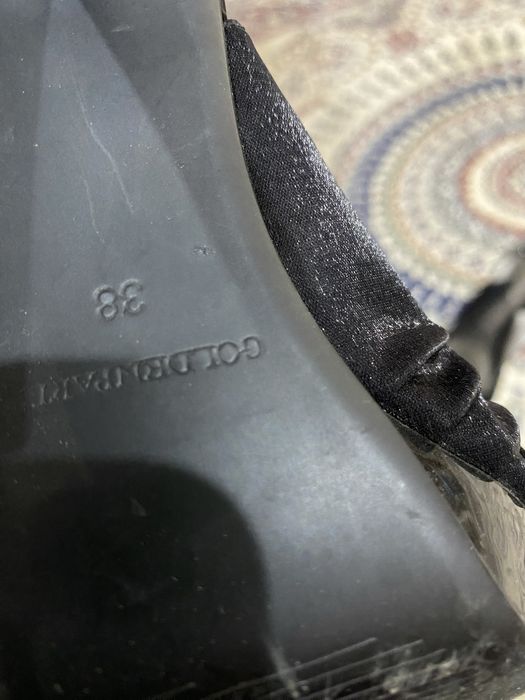 Туфли на каблуках