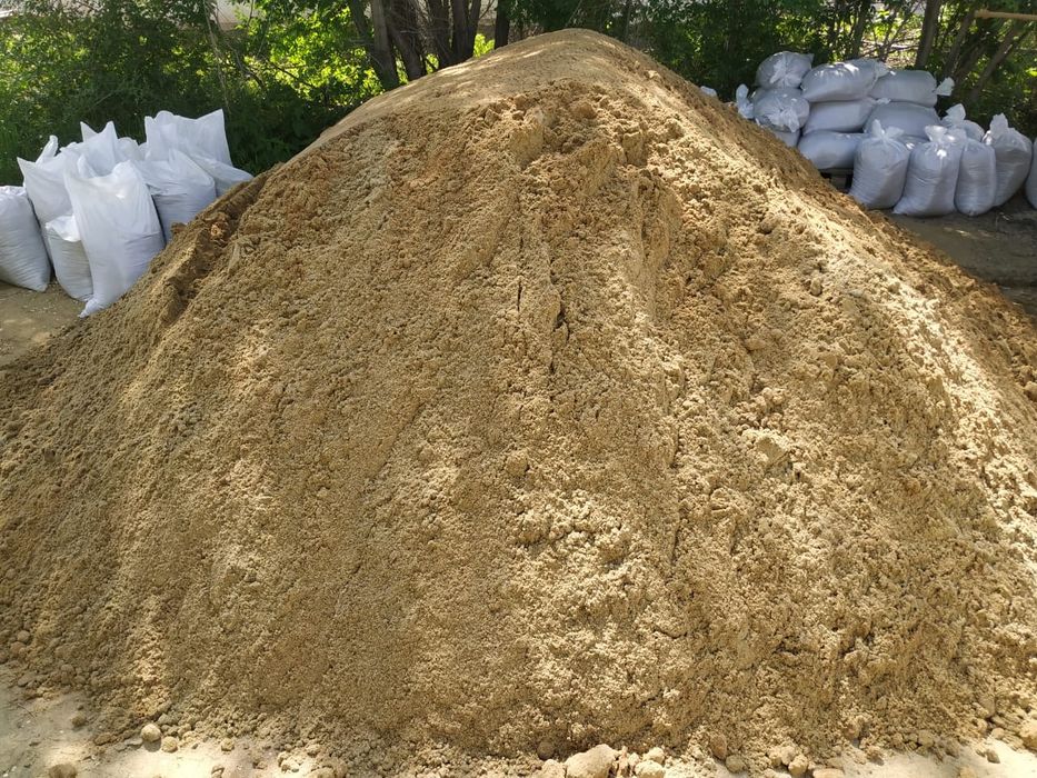 Щебень Песок речной .строительный, кубами в мешках