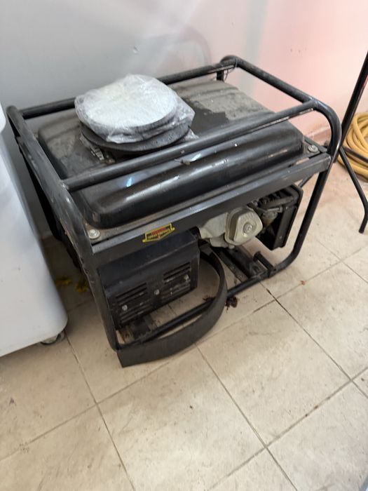 электрогенератор Huter DY9500LX-3.