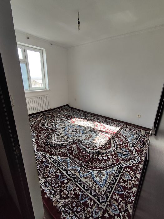 2 xonalik kvartira sotiladi