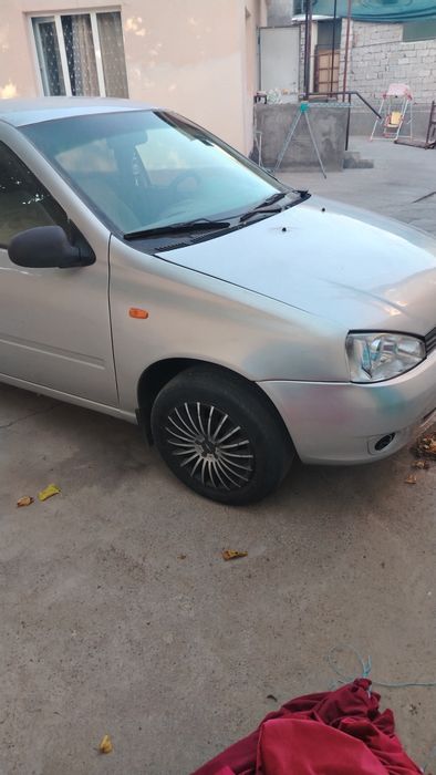 Продаётся Лада Калина.