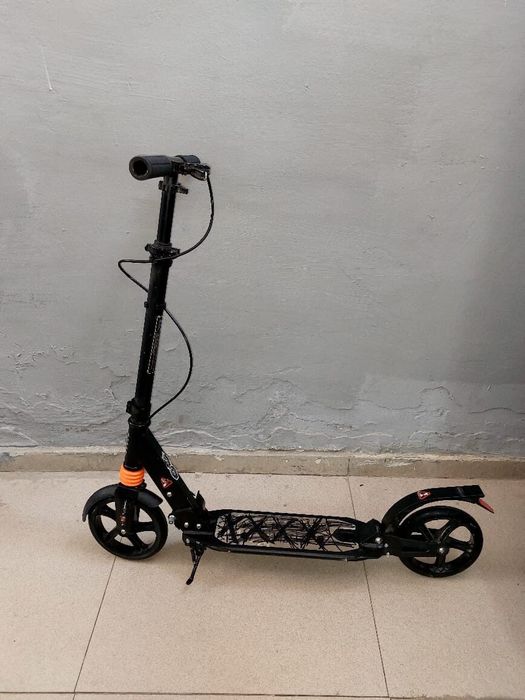 Продам самокат в отличном состоянии