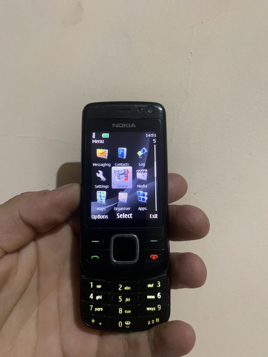 Nokia 66 00 sotiladi
