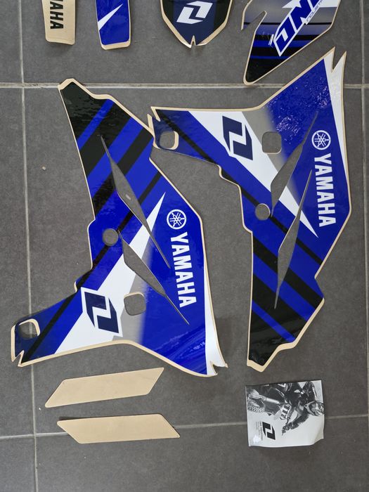 НОВ Комплект Лепенки Стикери на ONE INDUSTRIES  2010-13 Yamaha YZ250F