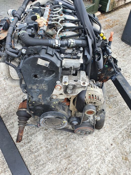 двигател 2.2хди hdi 204к.с. пежо 508 Ситроен ц5 peugeot 508 citroen c5