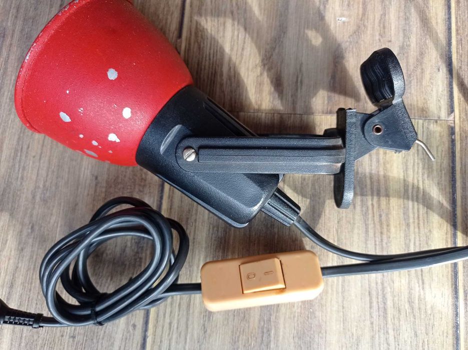 3бр. Спот Лампа Лукс от Соца