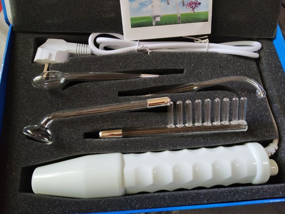 Дарсонваль.Новый с 4 насадками.