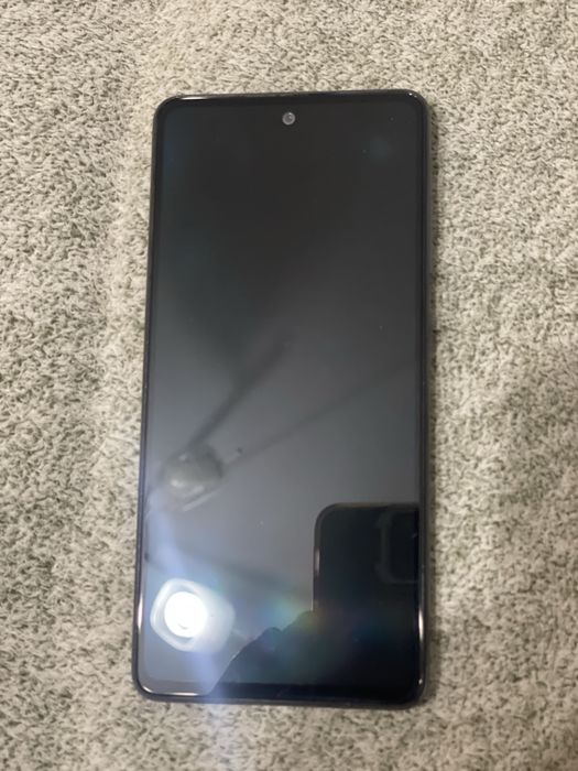 Продам Samsung Galaxy A52