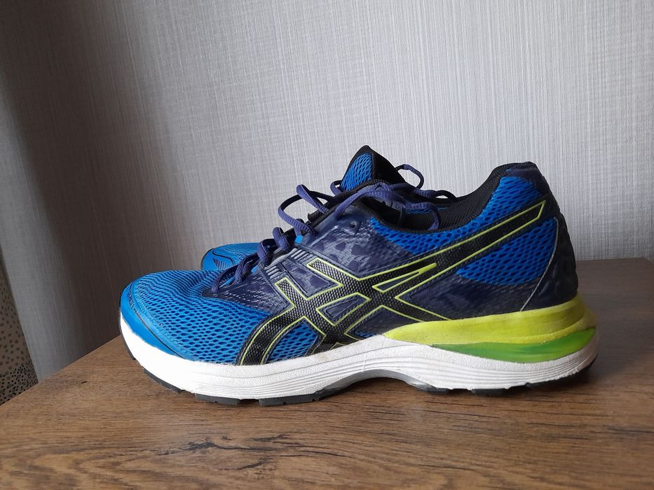 Asics gel pulse 9 маратонки 47 номер.