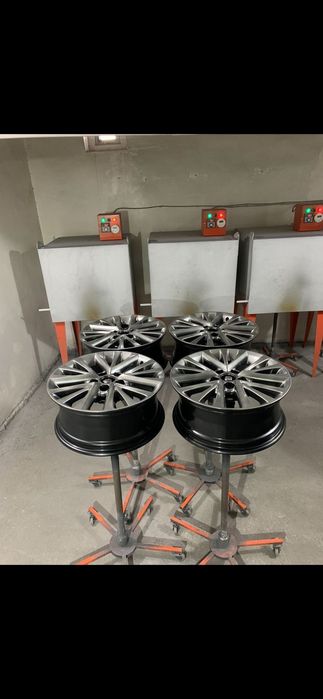 Камри 55 оригинал Алюмахром R17