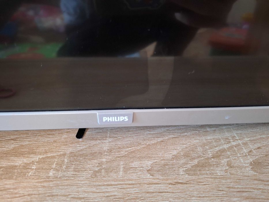 Телевизор Philips 43 Smart